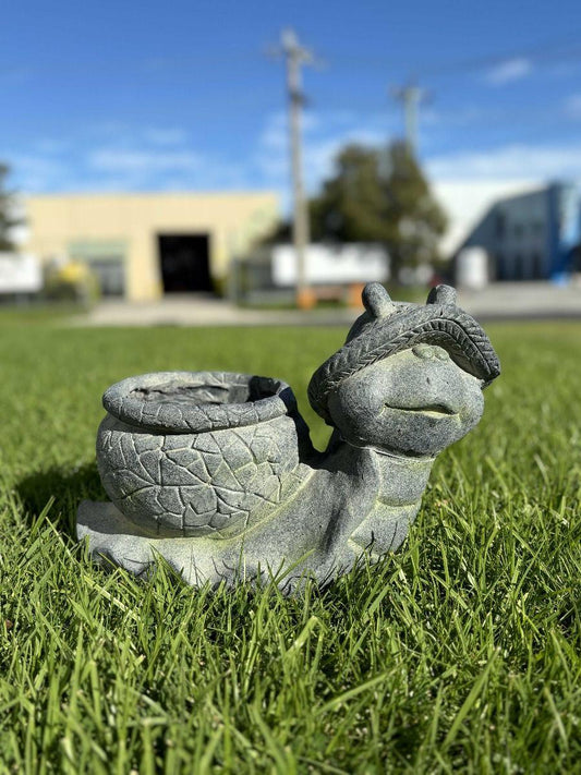 Snail with pot Planter - Mekamart Australia