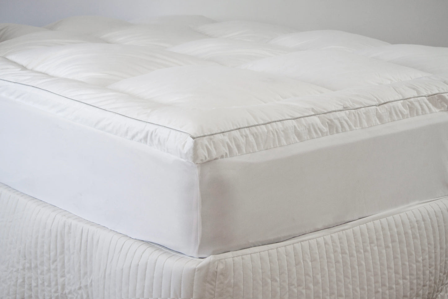 2800GSM Standard Microfibre MATTRESS TOPPER V/P - KING - Mekamart Australia