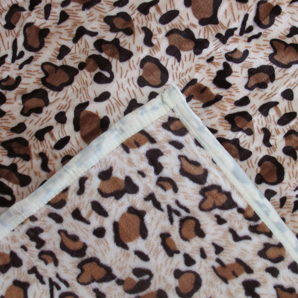 Animal Skin Pattern Soft Flannel Plush Single Size Blanket / Large Throw Rug 150 x 200cm Leopard