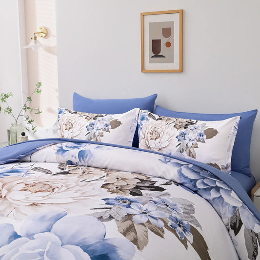 Plush Floral Comforter Set, King Size, Winter Quilted Bedding with Pillowcases - Mekamart Australia