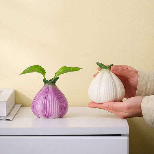 2 Pcs White Creative Onion-Shaped Ceramic Vase for Hydroponic Plants - Cute INS Style Floral Decor for Living Room or Office - Mekamart Australia