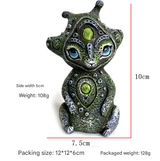 3PCS Four Eyes Fantasy Three-Eyed Alien Figurine Set - 3 Piece Resin Sculptures for Home & Garden Decor