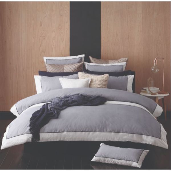 Logan & Mason Essex Bed Navy King Quilt Cover Set