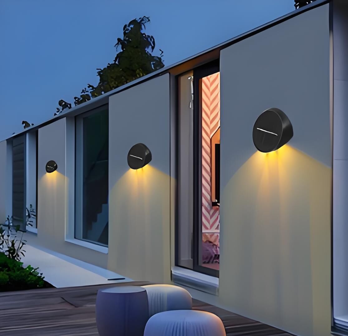 Solar Outdoor Wall Lights (4-Pack): IP44 Waterproof LED Sconces for Garden, Patio & Pathway Lighting（white light）