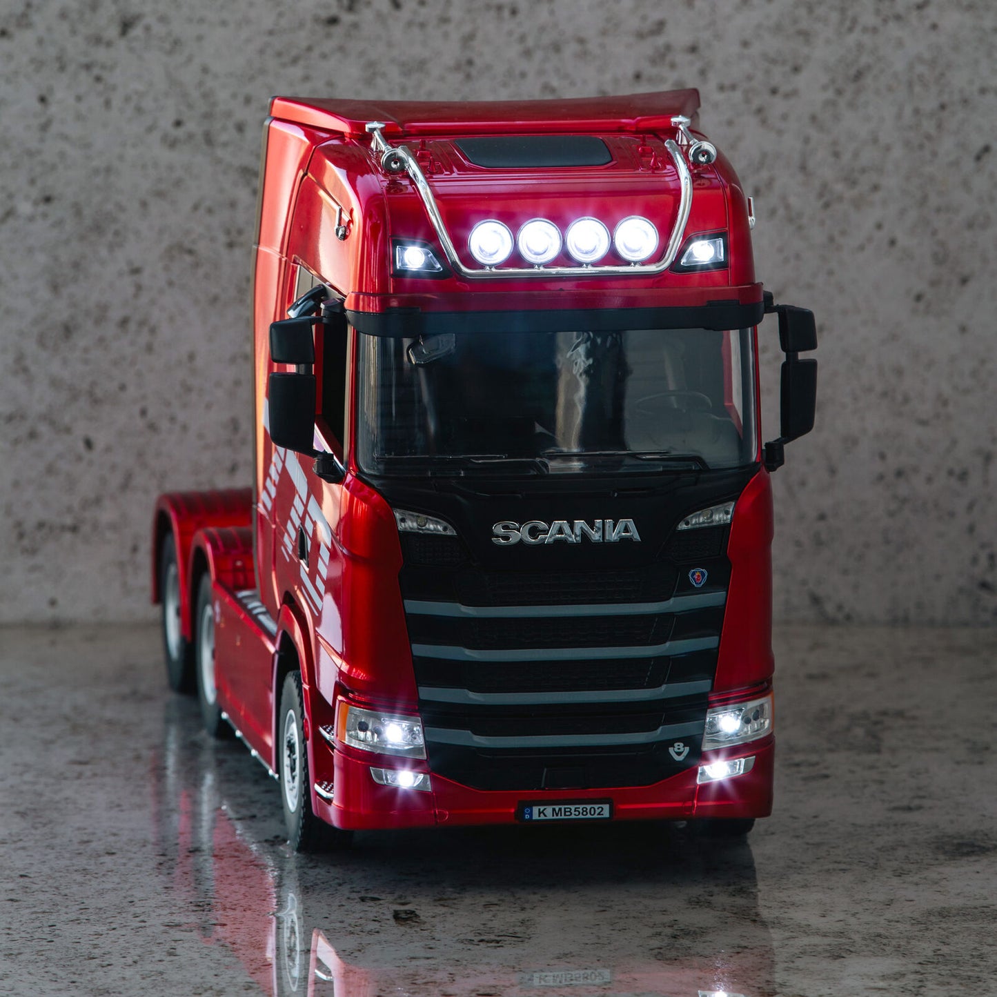 Scania Licensed Remote Control Trailer Head Truck with Lights, Sounds & Steering Adjustment