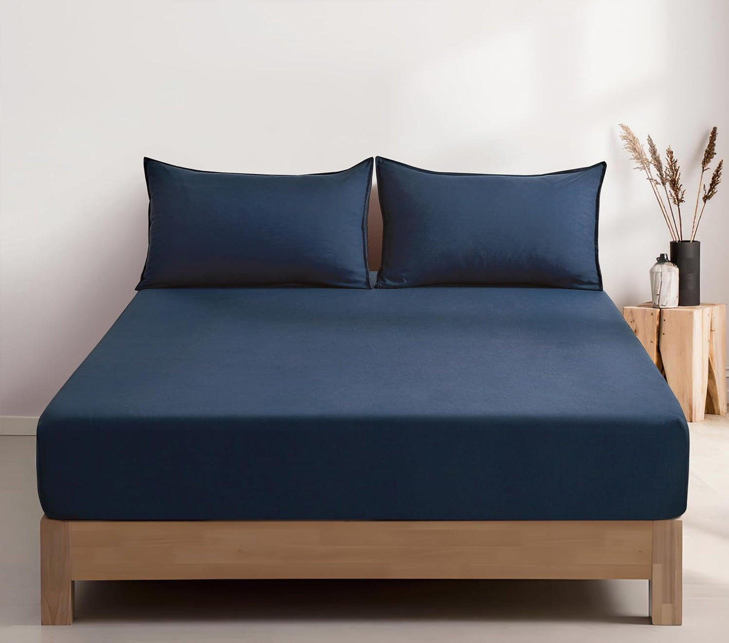 100% Vintage Washed Microfibre Fitted Sheet Set – Ultra Soft & Lightweight All-Season Fitted Sheet with 2 Pillowcases (Navy Blue, King Size)