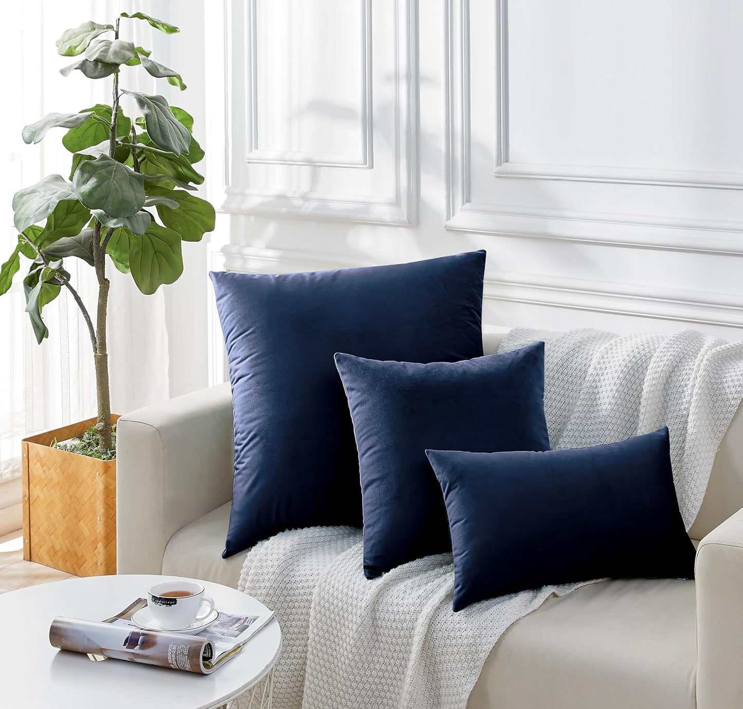 Twin-Pack Velvet Cushion Covers - Soft Microfibre Cushion Covers with Hidden Zipper (Navy Blue, 65cm*65cm)