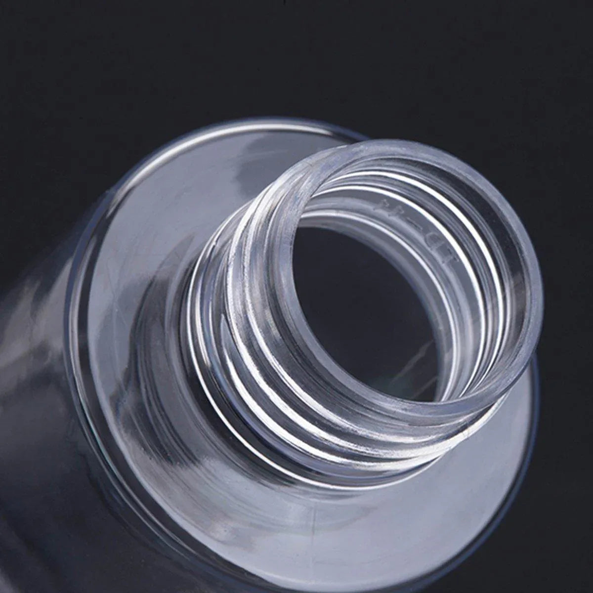 50/100/150ml Plastic Toner Lotion Bottles Refillable Travel Cosmetic Containers - White Lid + White Bottle - 150ml - Mekamart Australia