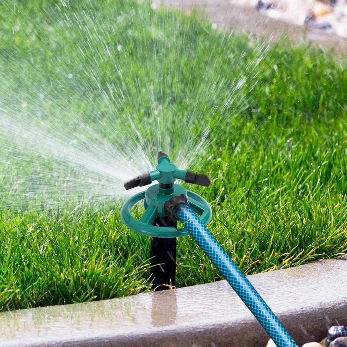 Small Disc Sprinkler 360 Degree Rotating Garden Sprayer Three Prong Spray Water - Green