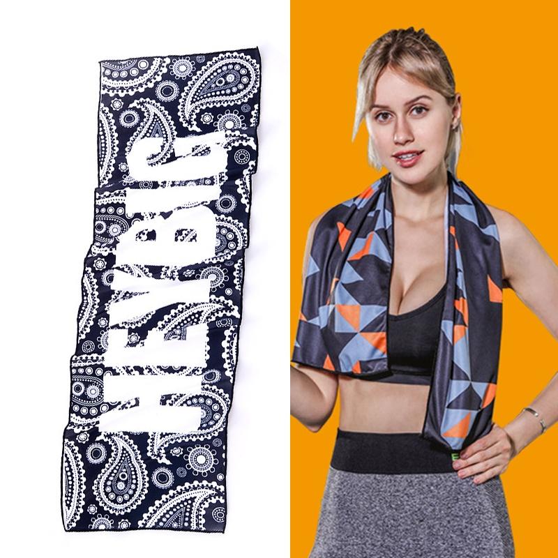 Quick Drying Gym Towel For Sports - Geometric Triangle