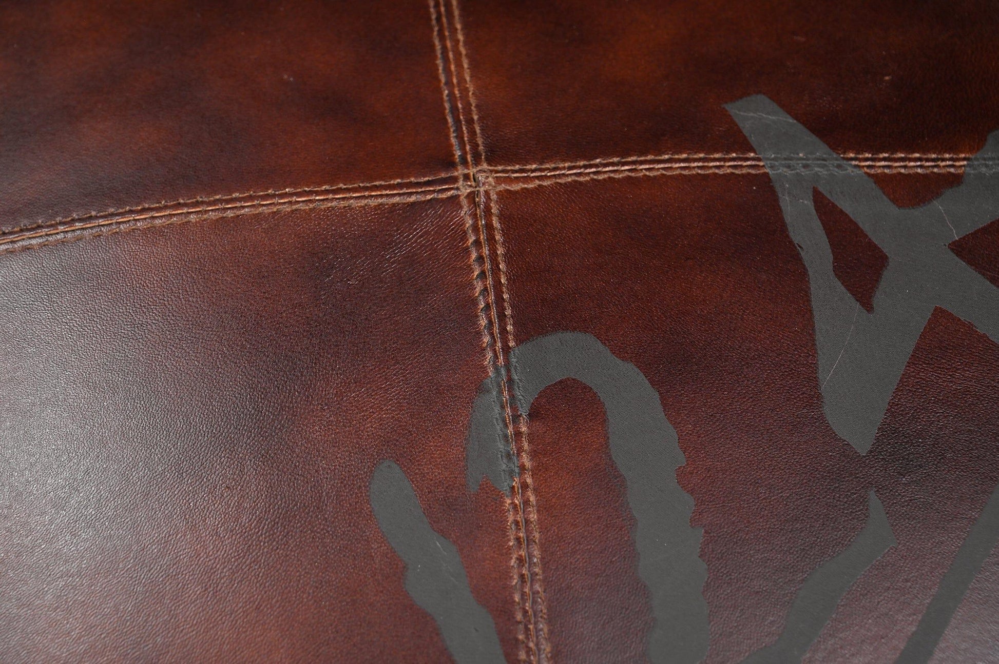 VINTAGE ROUND OTTOMAN - Mekamart Australia