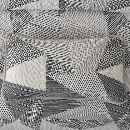 Charming urban pattern 3 Pc Bedspread & Pillow Cover Set