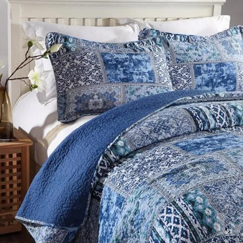 Boho Blue Quilted Coverlet & Pillow Set: Vibrant, Cozy Elegance - king