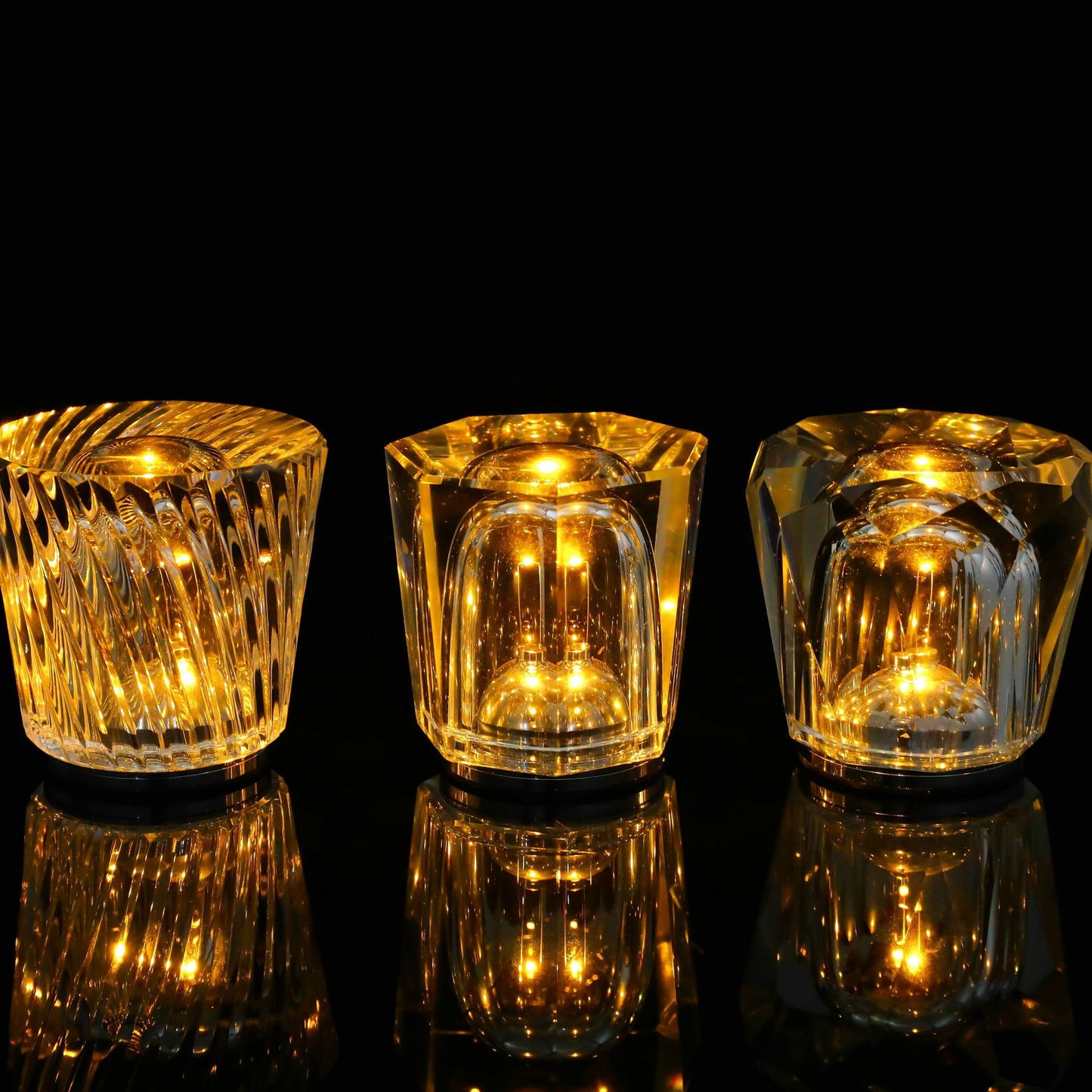 Crystal LED Table Lamp with Starburst Effect, Rechargeable and Portable Design,Type B 90mm (H) *85mm (W)