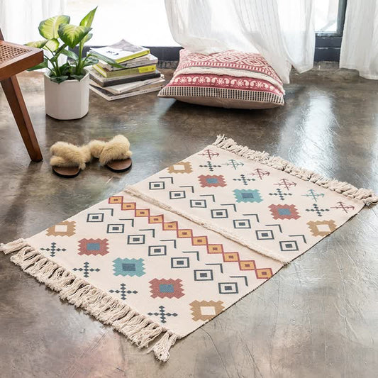 Handwoven Cotton Tassel Floor Rug for Bedroom or Living Room|Soft, Modern Geometric Design,60x90cm