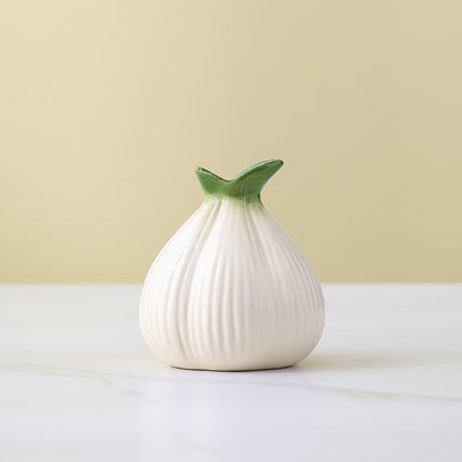 2 Pcs White Creative Onion-Shaped Ceramic Vase for Hydroponic Plants - Cute INS Style Floral Decor for Living Room or Office