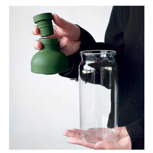 Style Cold Brew Bottle - 450ml Glass, Leak-Resistant Silicone Top Green Silicone Lid