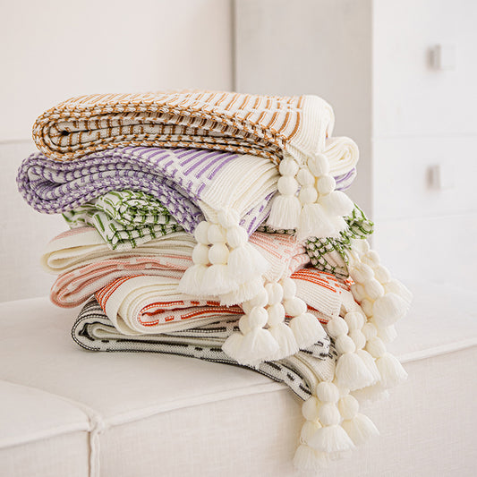 Pink and Beige Diamond Pattern Soft Cozy Knit Throw Blanket with Tassels - Geometric Pattern Lightweight Acrylic Blanket for Sofa Couch Bed, 130x150cm