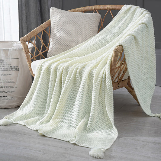 110cm x 150cm White Knitted Sofa Blanket for Autumn and Winter Naps