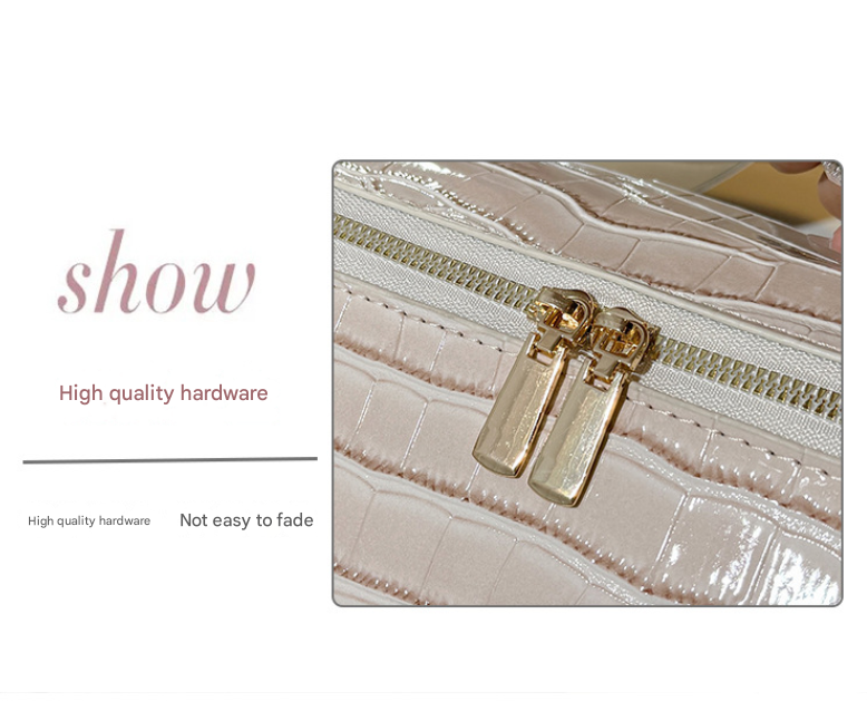 Red Chic Croc-Embossed Travel Makeup Case Large Capacity Cosmetic Organizer Bag