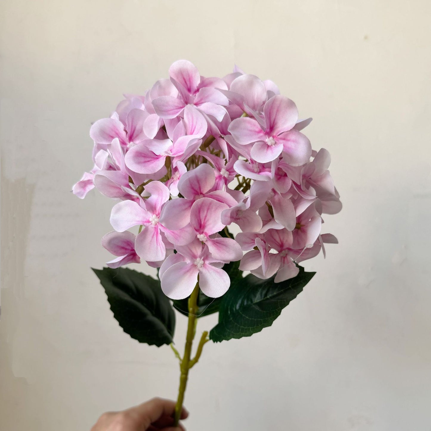 5-Piece Pink Premium Lifelike Hydrangea Artificial Flowers- 60cm Long Stem Faux Floral Bouquet for Home, Wedding & Vase Decor