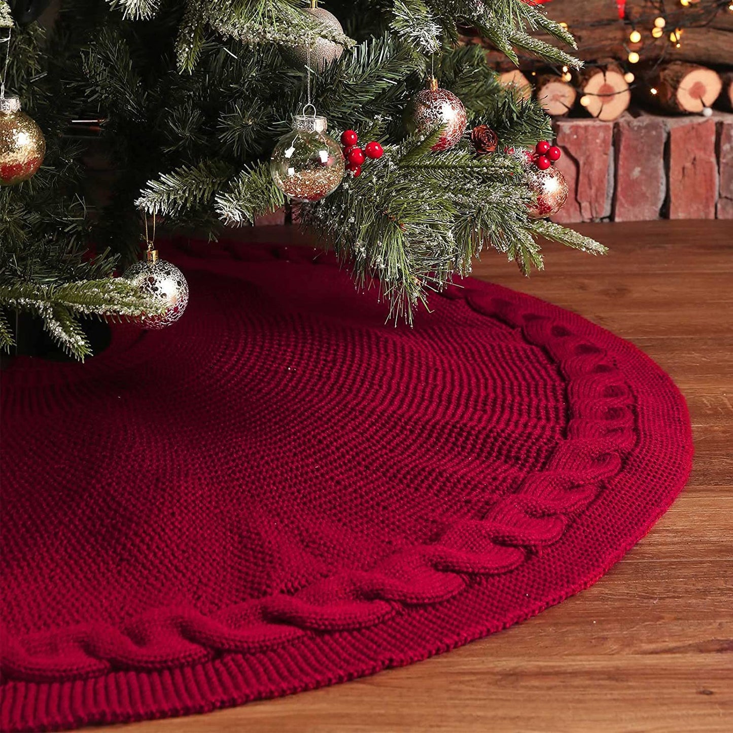 White Luxury Knit Christmas Tree Skirt with Cable-Knit Border - Rustic Holiday Decor(62cm)