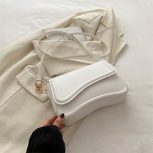 White Minimalist Chic Shoulder Bag - Simple Crossbody Handbag for Women (24.5x6x16.5 cm, 0.3KG)