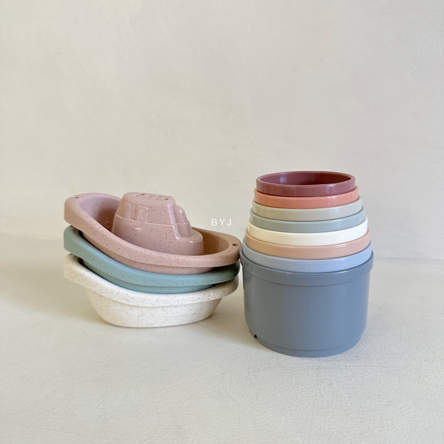 11PCS Sailboat Stacking Cups Bath & Beach Toy Set - Creative Stacking Game for Toddlers, Water Play Educational Building Blocks