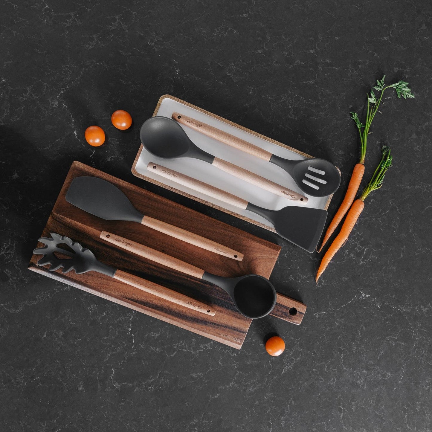 Beechwood & silicone ladle charcoal